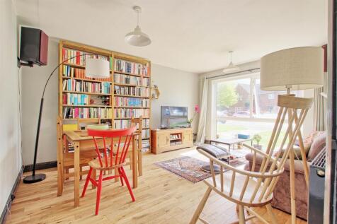 Living Room.jpg