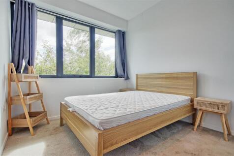 Bedroom.jpg