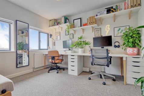 Bedroom 2.jpg