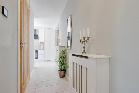 Hall.jpg