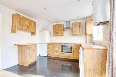 Kitchen second shot.jpg