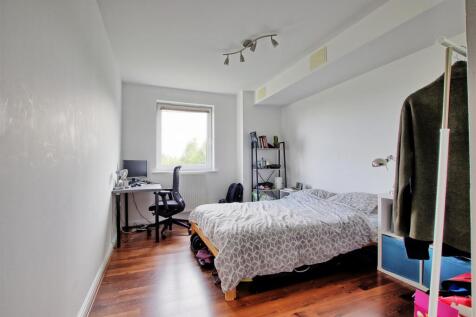 Bedroom two.jpg
