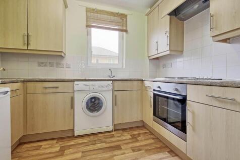 Kitchen 2.jpg
