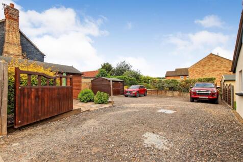 Driveway.jpg