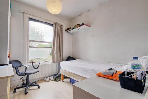 Bedroom 3.jpg