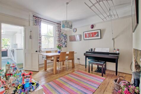 Dining Room.jpg