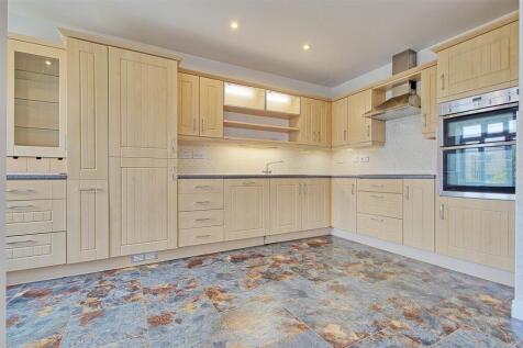 Kitchen 4.jpg