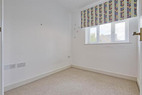 Bedroom 3.jpg