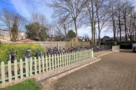 Mayflower House Bike park.jpg