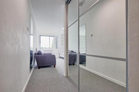 Hall.jpg