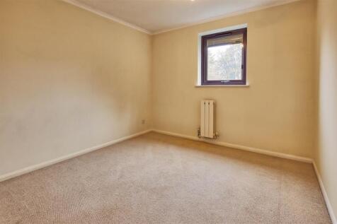 Bedroom 2.jpg