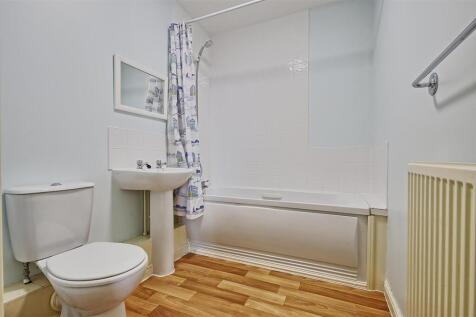 Bathroom.jpg