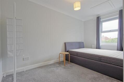 Bedroom 3.jpg