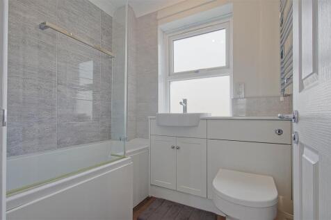 Bathroom.jpg