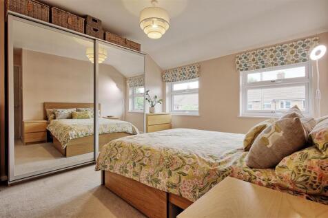 Bedroom 2.jpg