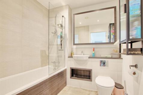 Bathroom.jpg