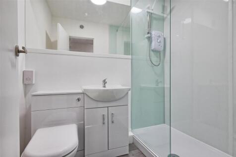 Shower.jpg