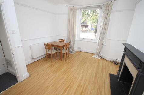 GF flat 113 Hills Road 2.jpg
