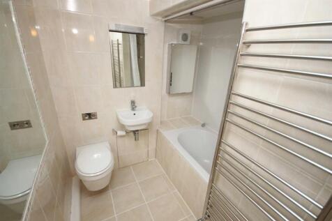 GF flat 113 Hills Road 6.jpg