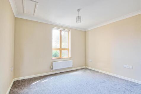Bedroom two.jpg