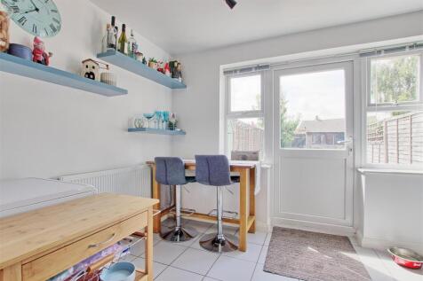 Dining area.jpg