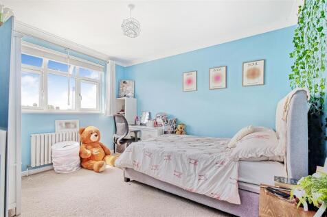 Bedroom 2.jpg