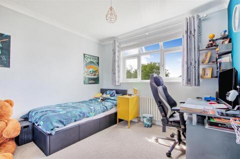Bedroom 3.jpg
