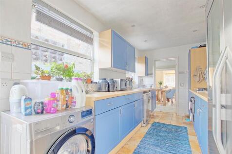 Kitchen third shot.jpg