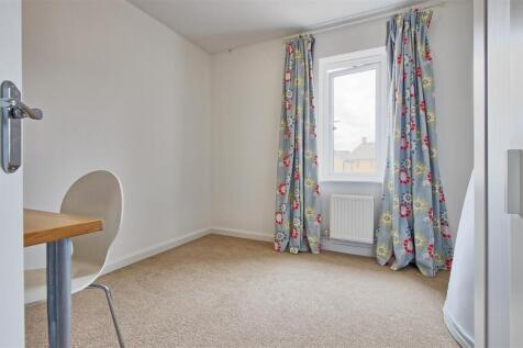 Bedroom 4.jpg