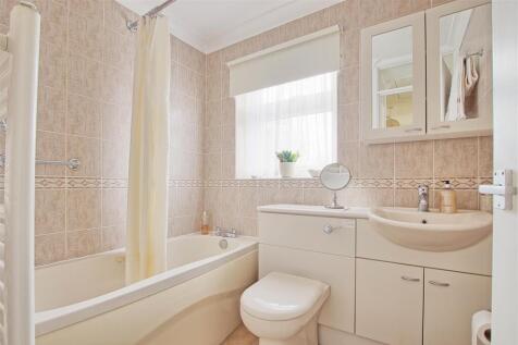 Bathroom.jpg