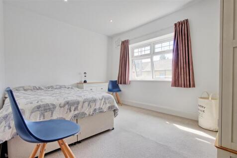 Bedroom.jpg