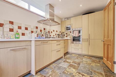Kitchen.jpg