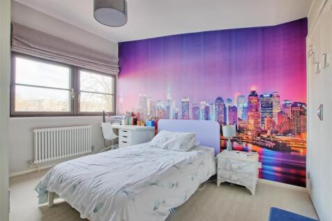 Bedroom two.jpg