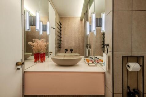 Bathrooom