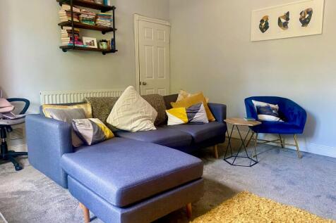 Open Plan Lounge &amp; Kitchen
