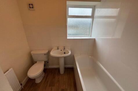 45 Highgate Road - b