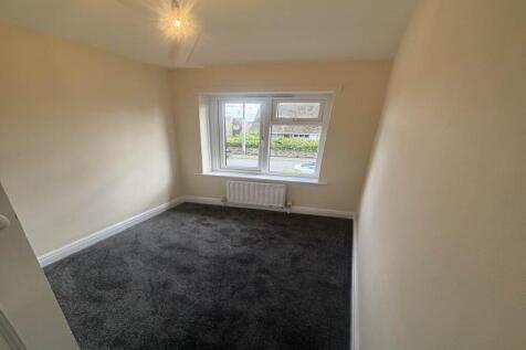 68Harbour Road - bed