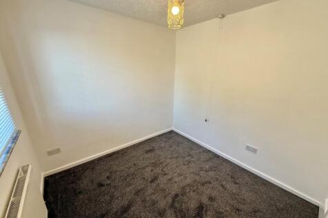 Bedroom 3 (2)