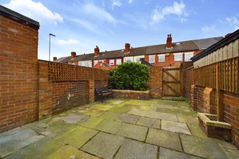 Holly Street (18)