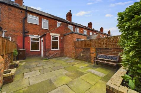Holly Street (19)