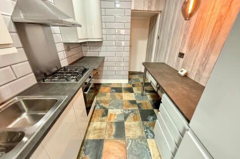 Kitchen (2)