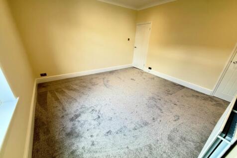 Master bedroom (3)