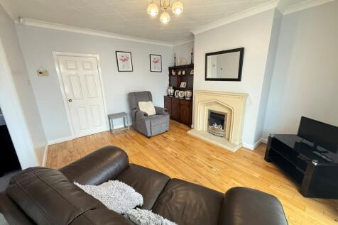 Living room (2)