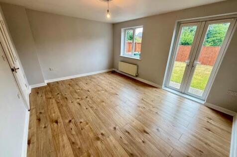 Living room (2)