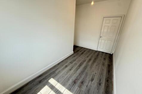 BEdroom 2 (2)