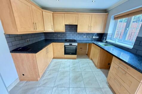 12 Newton Grange, Kitchen 1