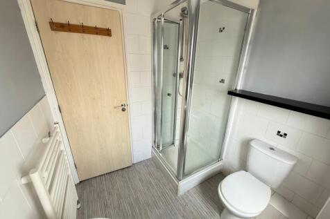 12 NEwton Grange Bedroom Two en-suite