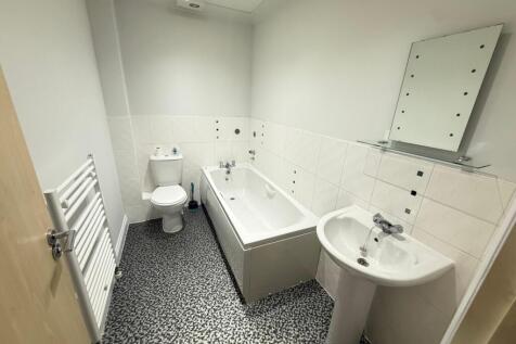 12 Newton Grange Bathroom