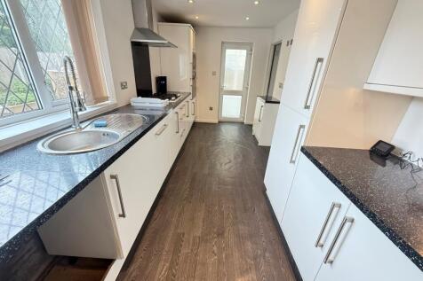 Kitchen (2)
