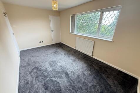 Master bedroom (3)